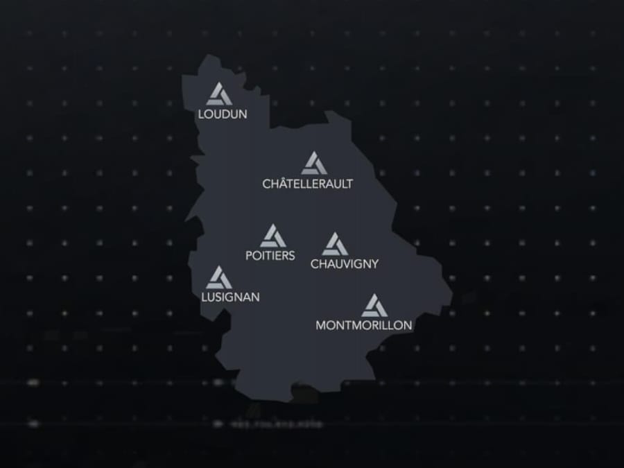 La carte du département de la Vienne dans l'application, avec les six villes du parcours