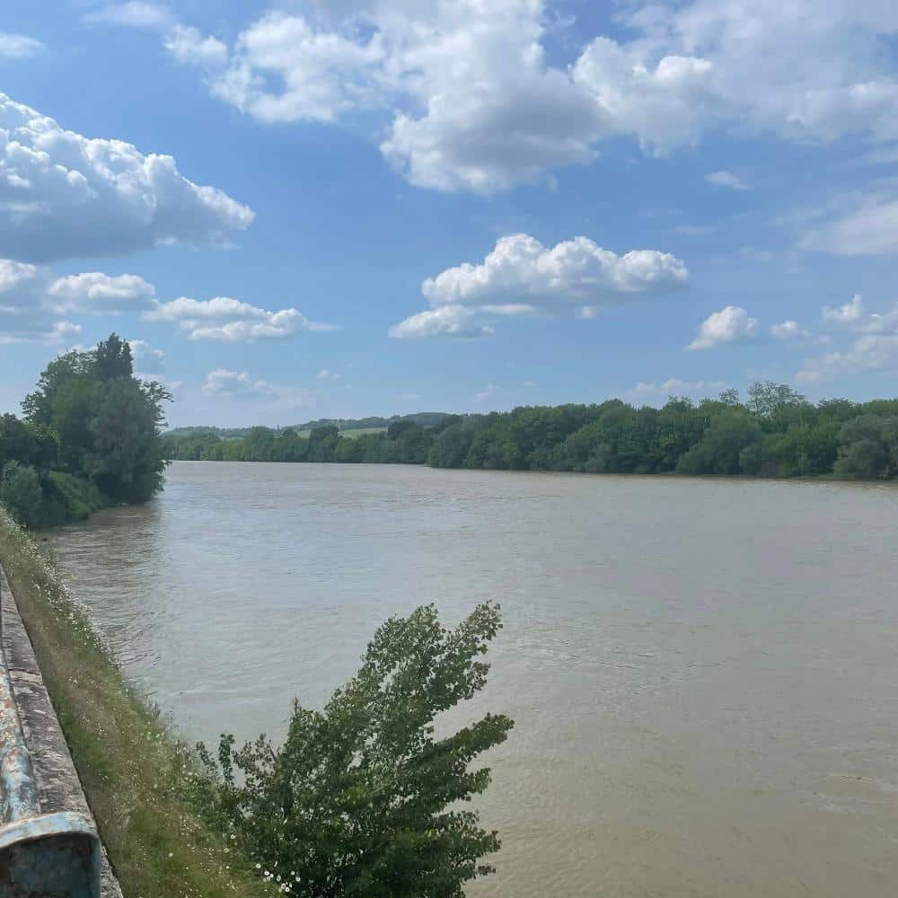 Image_Mouliets et Villemartin en bord de rivière